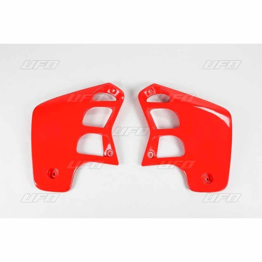 PLÁSTICOS LATERALES DE RADIADOR UFO HONDA ROJO HO02610-061   46876