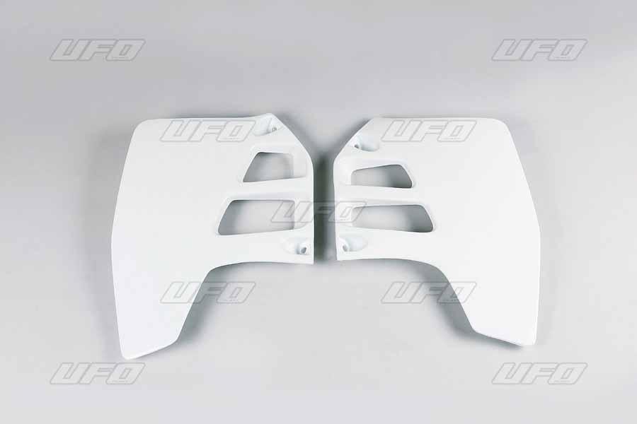 PLÁSTICOS LATERALES DE RADIADOR UFO BLANCO SUZUKI RM125/250   78333610