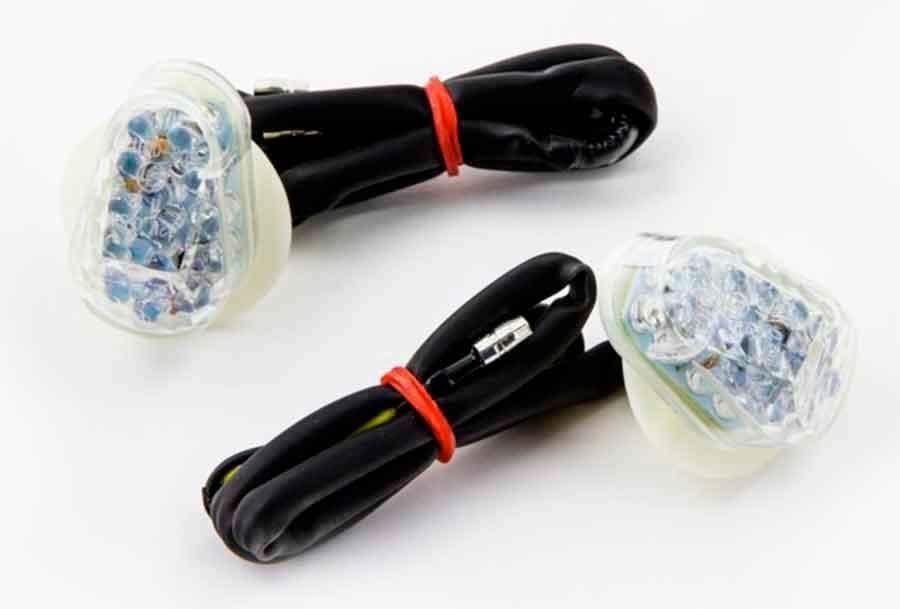 JUEGO PILOTOS INTERMITENTES PUIG CARENADO LEDS MODELOS YAMAHA HOMOL