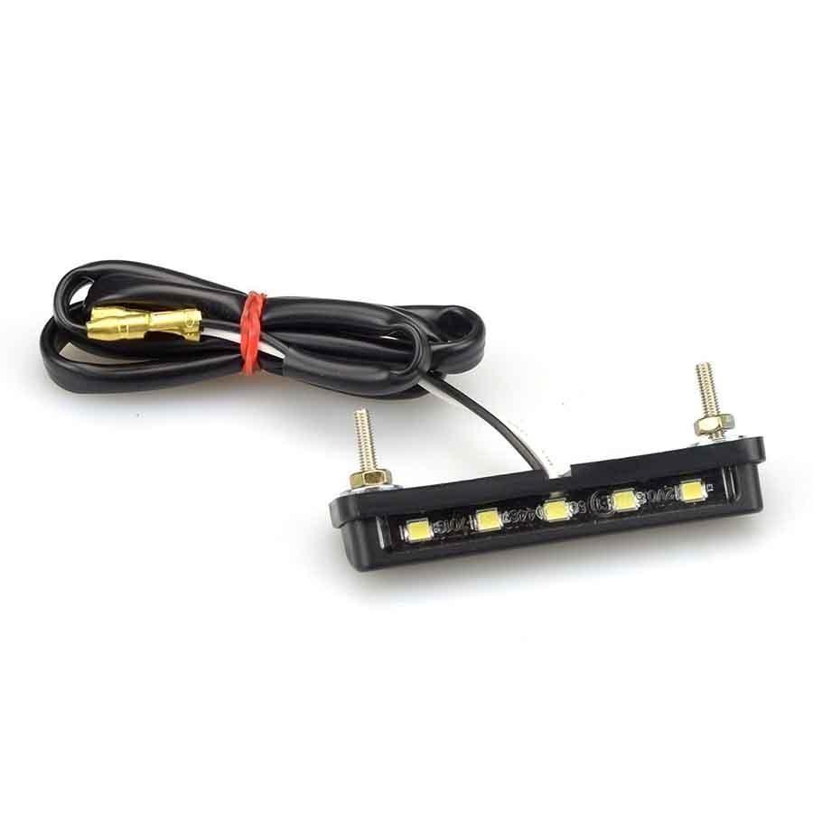 PILOTO TRASERO MATRICULA V-PARTS LED V PARTS UNIVERSAL CON TORNILLOS 12V0.5W 685X15MM     320237