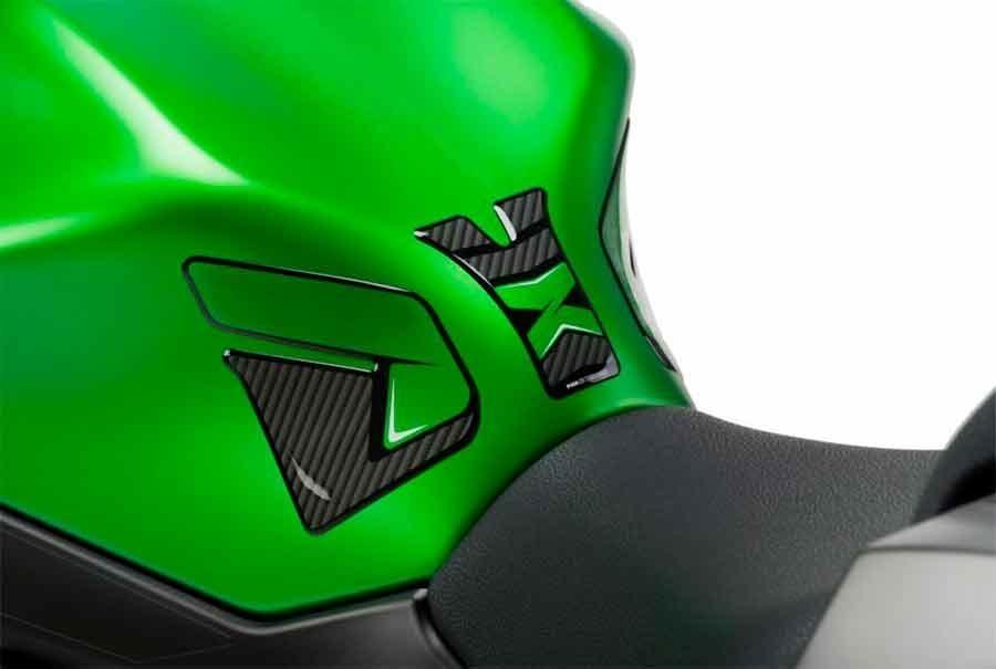 PROTECTOR DEPOSITO PUIG + LATERAL KAWASAKI Z650 17' 9297C