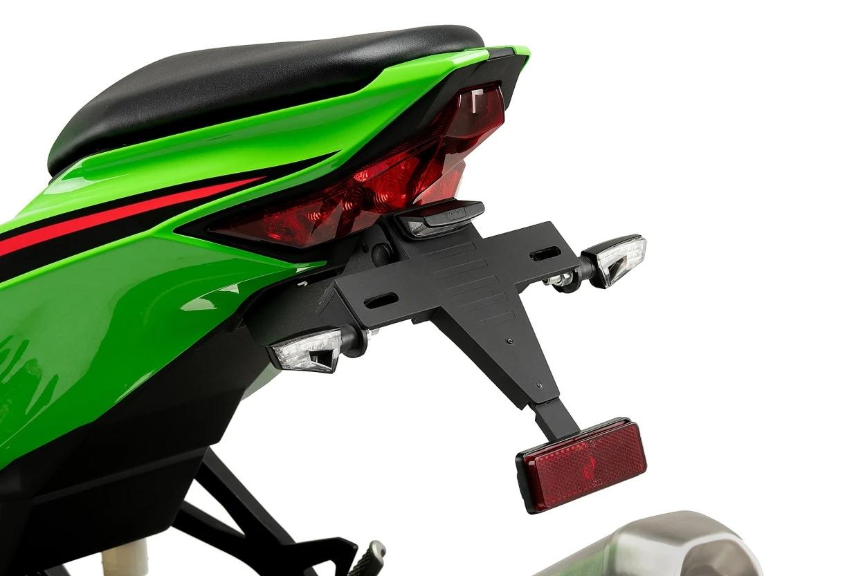 PORTAMATRICULAS KAWASAKI ZX-4R/ZX-4RR 24' C/NEGRO