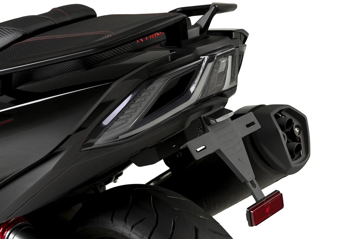 PORTAMATRICULAS KYMCO AK550 PREMIUM 24' C/NEGRO