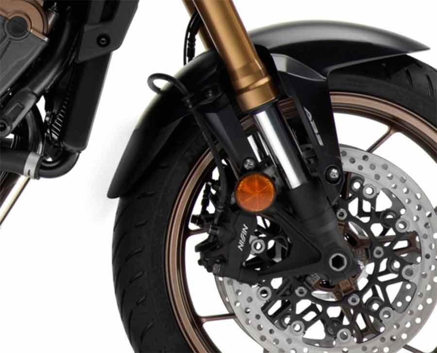 FALDON GUARDABARROS PUIG DELANTERO HONDA CB650R NEO SPORTS CA   3680N
